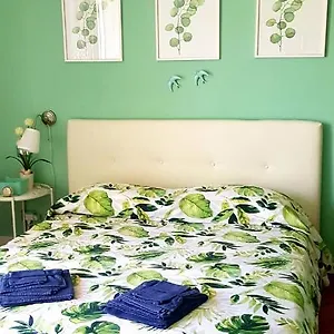 la-casetta-delle-rondini.hotelitalianriviera.com/